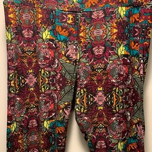 LuLaRoe TC (Tall and Curvy) Leggings